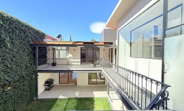 Casa completamente Remodelada en La Herradura - Doble Seguridad