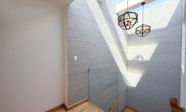Casa completamente Remodelada en La Herradura - Doble Seguridad