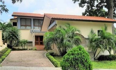 VENTA Y ALQUILER DE CASA EN CAMINO DE CRUCES CERCA CLAYTON  790M2 MLD