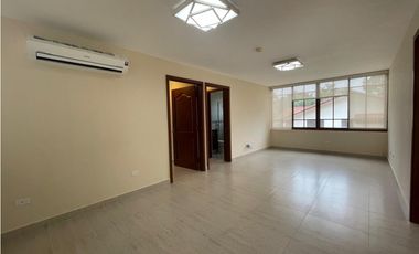 VENTA DE CASA EN CLAYTON - LOS SENDEROS DE CAMINO DE CRUCES