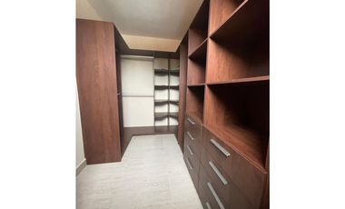 VENTA DE CASA EN CLAYTON - LOS SENDEROS DE CAMINO DE CRUCES