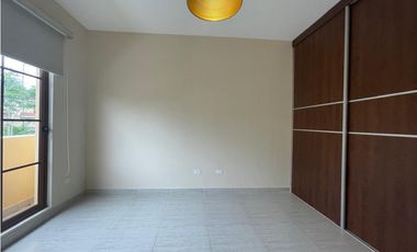 VENTA DE CASA EN CLAYTON - LOS SENDEROS DE CAMINO DE CRUCES
