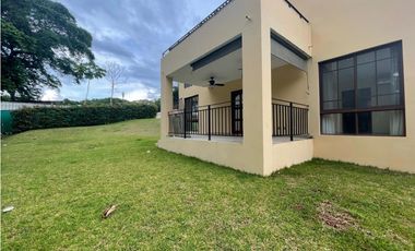 VENTA DE CASA EN CLAYTON - LOS SENDEROS DE CAMINO DE CRUCES