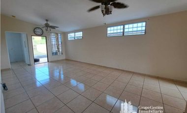 ALQUILER CASA 3 RECMARAS EN BRISAS DEL GOLF KAF