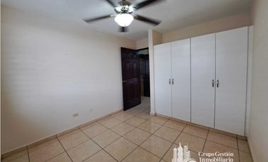 ALQUILER CASA 3 RECMARAS EN BRISAS DEL GOLF KAF