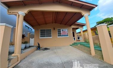 ALQUILER CASA 3 RECMARAS EN BRISAS DEL GOLF KAF