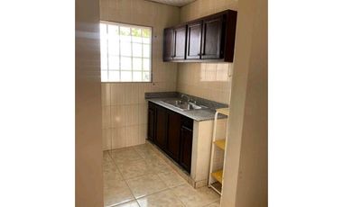 SE ALQUILA CASA EN SANTIAGO QUINTAS DE DON BOSCO