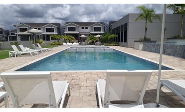 BRISAS NORTE | PH AVENTURA | SE VENDE | 4 REC | 5 B | 2 PAR |TEERRAZA