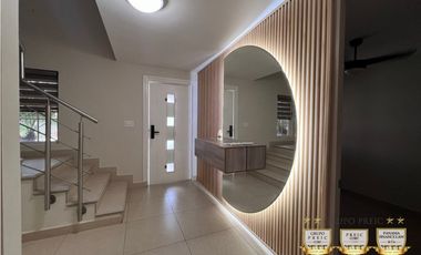 VENTA CASA MODELO LYON Remodelada Versalles de 314 mts.2