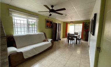 Venta de Casa en Mañanitas Villas del Bosque