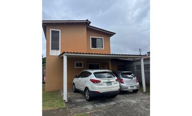 Venta de Casa en Mañanitas Villas del Bosque