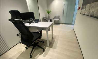 SEA CONFIABLE VENDE CONSULTORIO Via España A ESTRENAR