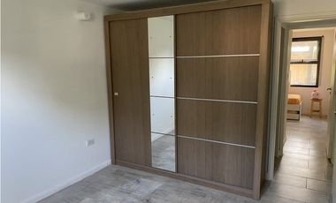 Casa con pileta en venta en La Caleta