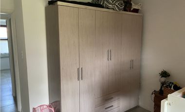 Casa con pileta en venta en La Caleta