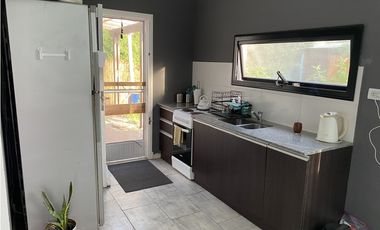 Casa con pileta en venta en La Caleta