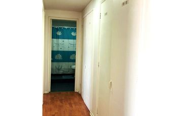 Se vende departamento remodelado en Club Hípico 3360