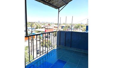 Se vende departamento remodelado en Club Hípico 3360