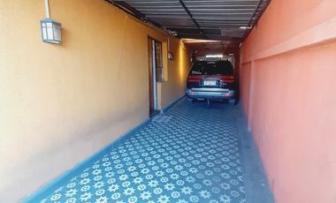 Amplia casa con Seis Piezas y Estilo en Comuna de la Granja