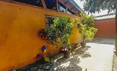 Amplia casa con Seis Piezas y Estilo en Comuna de la Granja