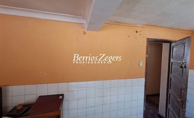 Terreno Construccion  en Venta en Av. Quilín / José Pedro Alessandri
