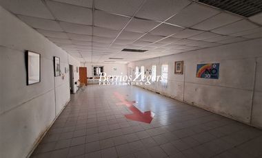 Terreno Construccion  en Venta en Av. Quilín / José Pedro Alessandri