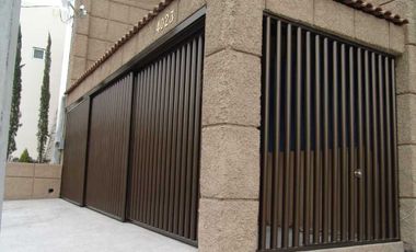 RENTA DE BODEGA 900M2 CUMBRES