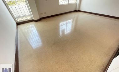 Casa en Arriendo Ubicado en Envigado Codigo 5734