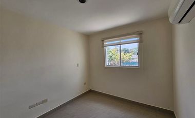 Casa en Privada sector del Valle