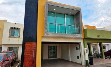 Casa en Privada sector del Valle