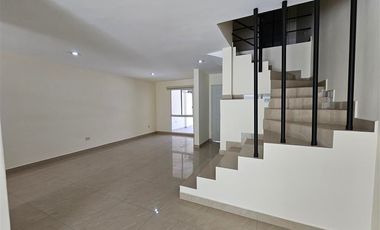 Casa en Privada sector del Valle