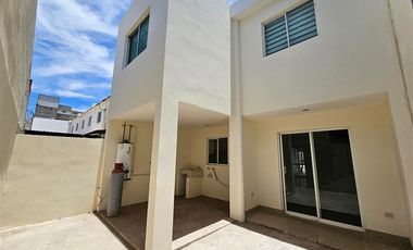 Casa en Privada sector del Valle