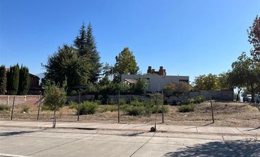 Sitio en Venta en Arturo Matte Larrain Sur con la cumbre
