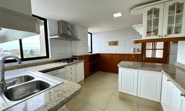 Magnífico penthouse de tres pisos a pasos de Av. Alemania