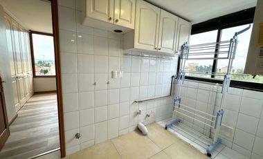 Magnífico penthouse de tres pisos a pasos de Av. Alemania