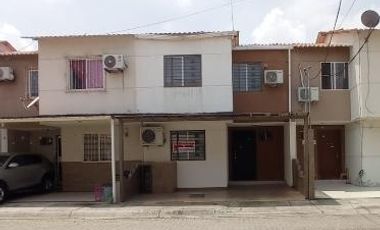 Casa en Venta Mucho Lote 2 Urbanización Paraíso del Rio 1  EliC