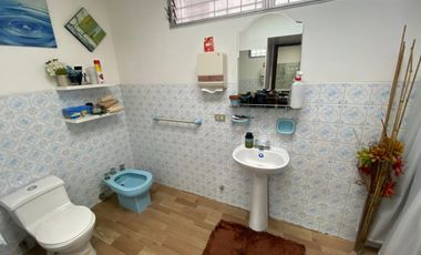 ALQUILER CASA  PARA OFICINAS O CONSULTORIOS - KENNEDY NUEVA (AB)