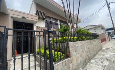 ALQUILER CASA  PARA OFICINAS O CONSULTORIOS - KENNEDY NUEVA (AB)