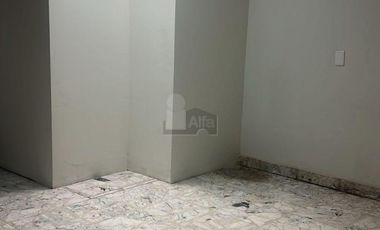 Oficina Comercial en el Centro, Lagos de Moreno, Jal. Uso Comercial planta alta