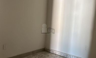 Oficina Comercial en el Centro, Lagos de Moreno, Jal. Uso Comercial planta alta