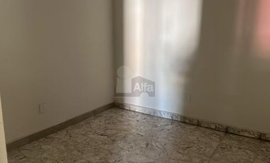 Oficina Comercial en el Centro, Lagos de Moreno, Jal. Uso Comercial planta alta