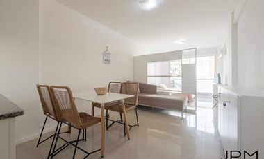 VENTA de 1 ambiente a metros de Av. Libertador con amplio balcón!