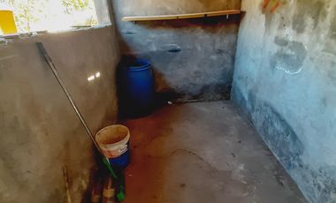 Amplio Terreno con Casa Solida Para Remodelar en La Granja