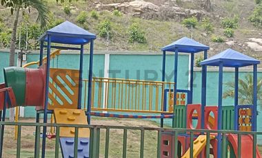 Venta Casa en Urbanización La Joya, 3 Dorm, La Aurora AleL