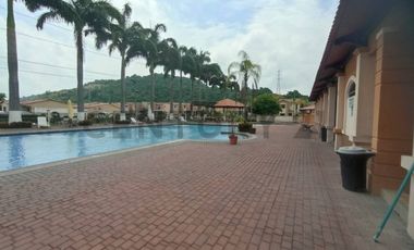 Venta Casa en Urbanización La Joya, 3 Dorm, La Aurora AleL