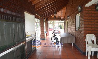 Casa a la venta en Country Banco Provincia