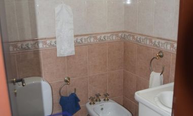 Casa a la venta en Country Banco Provincia