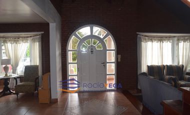 Casa a la venta en Country Banco Provincia