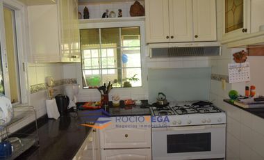 Casa a la venta en Country Banco Provincia