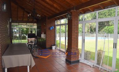 Casa a la venta en Country Banco Provincia