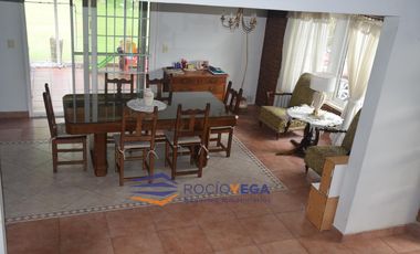 Casa a la venta en Country Banco Provincia